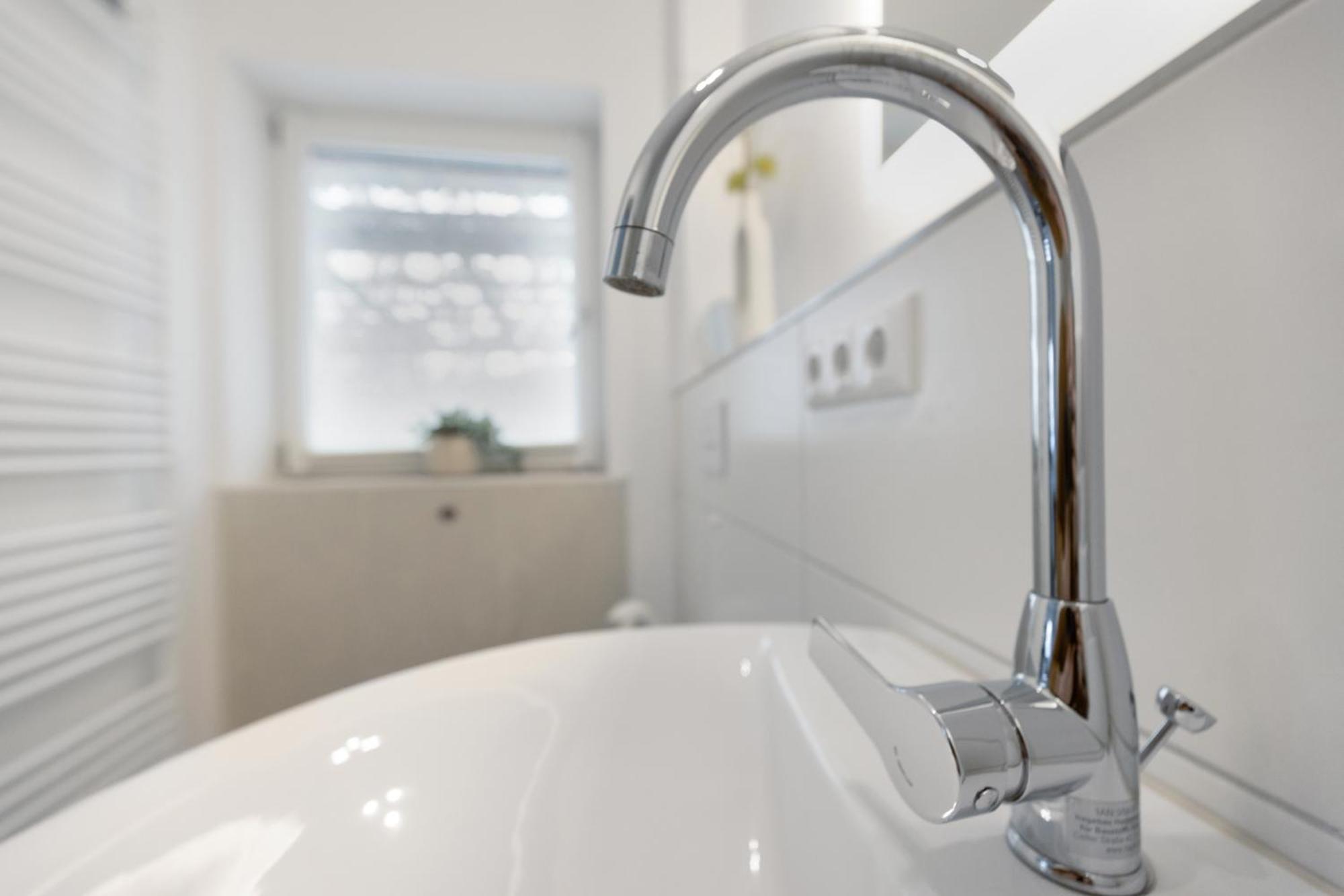 Seezeit, Ferienhaus Bis Zu 6 Personen, 500 Meter Zum Wasser, Mit Garten Hüde エクステリア 写真